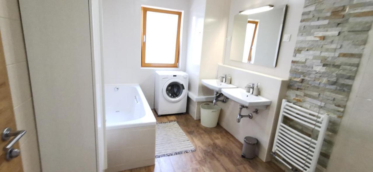 Apartments Domovoj Medvode Εξωτερικό φωτογραφία